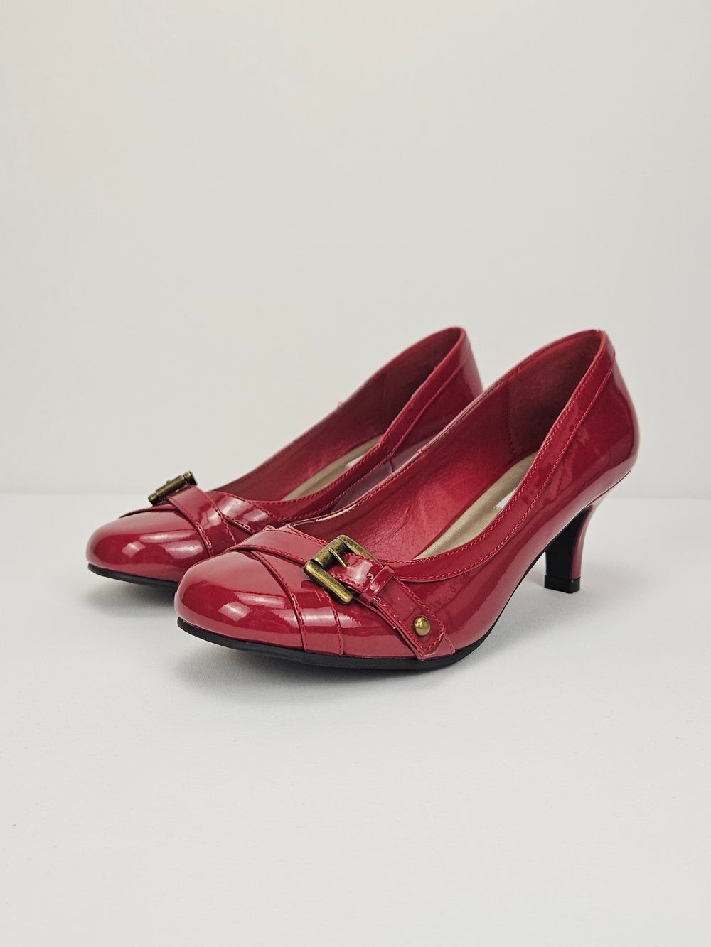 Steve Madden Red Patent Leather Kitten Heel Pumps Size 7.5